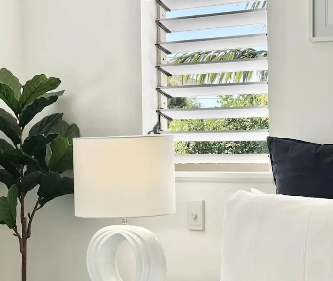 Bright And Airy 2 Bedroom Apartment Noosaville